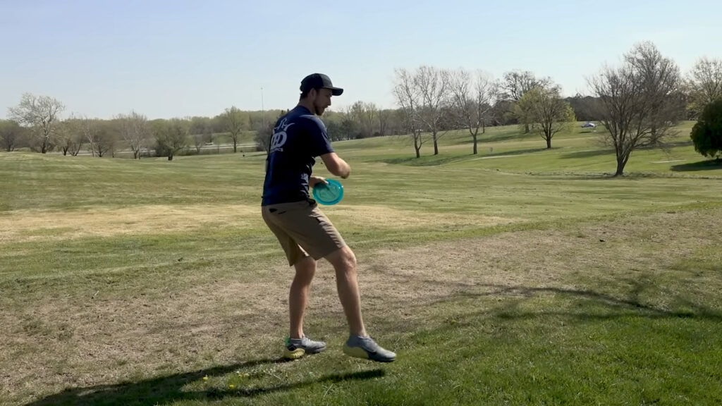 How To Throw A Disc Golf Driver?